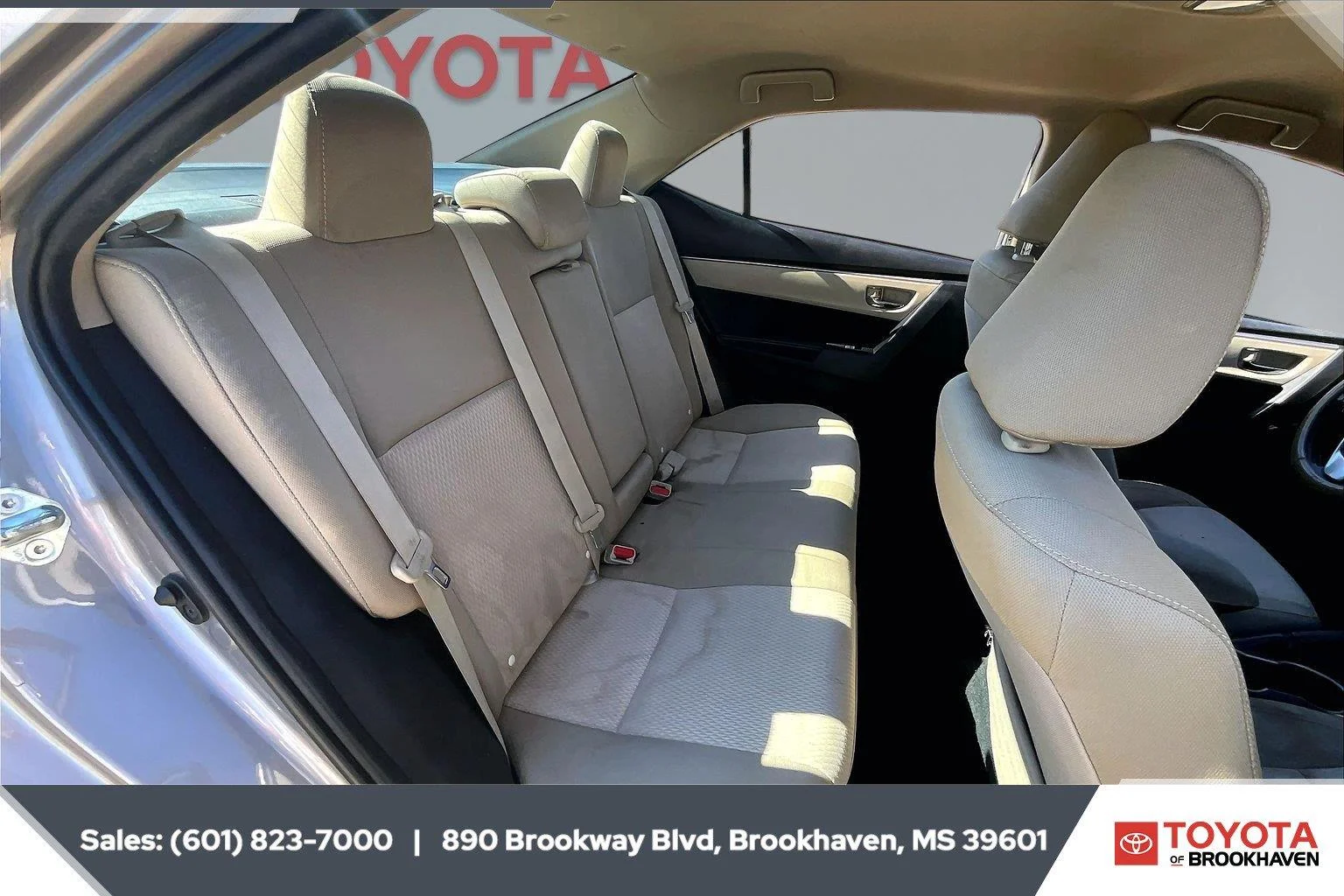 Used 2015 Brown Sugar Metallic Toyota LE image 20