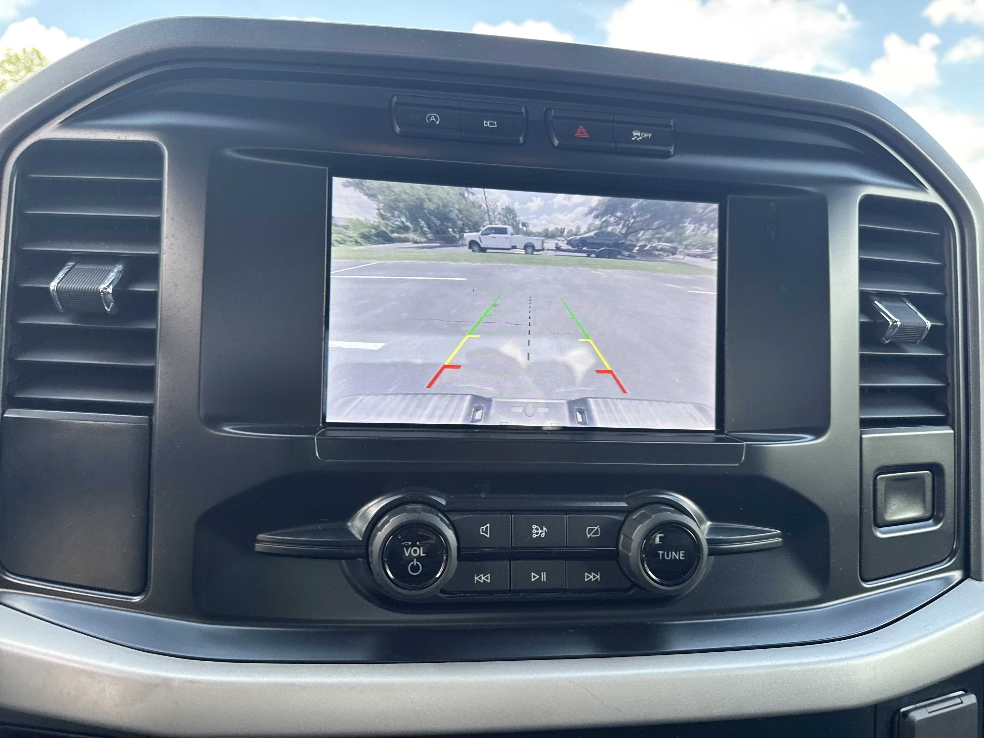Used 2023 Oxford White Ford XLT image 20