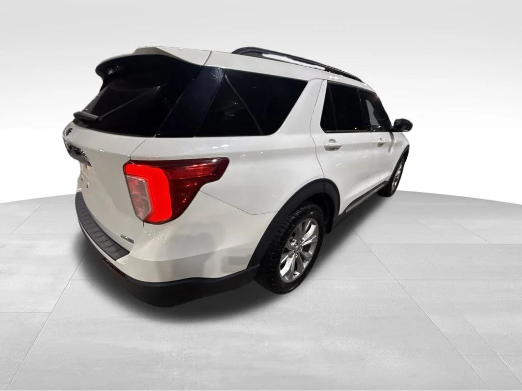 Used 2020 White Ford XLT image 7
