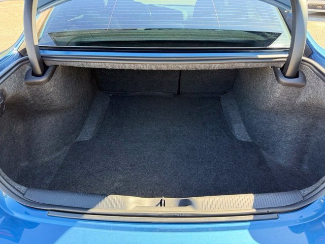 Used 2020 Blue Dodge SXT image 10