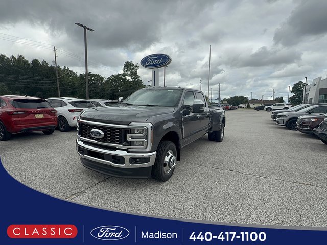 2026 Ford Super Duty F-350® Lariat®