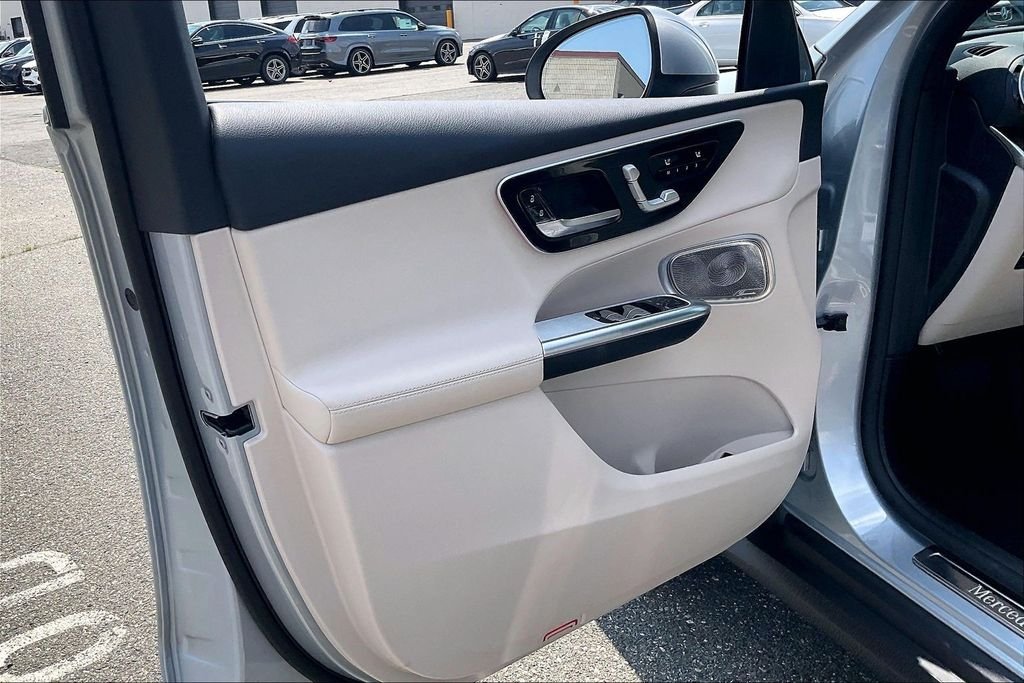 2026 Mercedes-Benz GLC Base - Photo 15