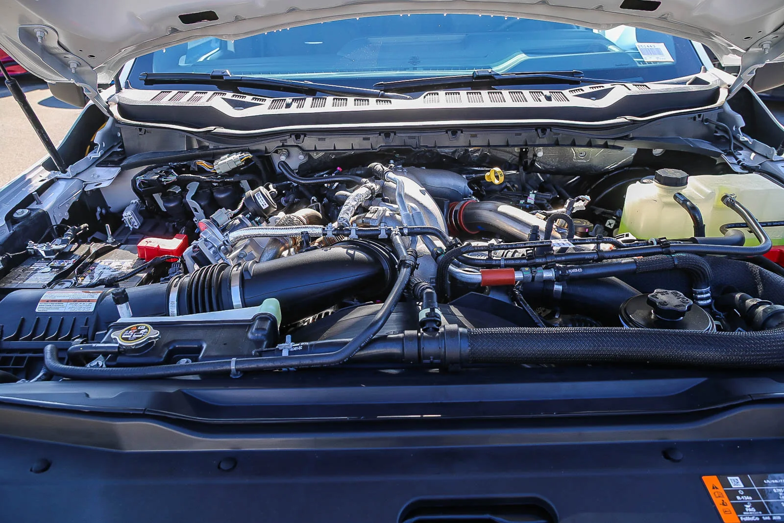 2026 Ford F-350 Super Duty Platinum - Photo 14
