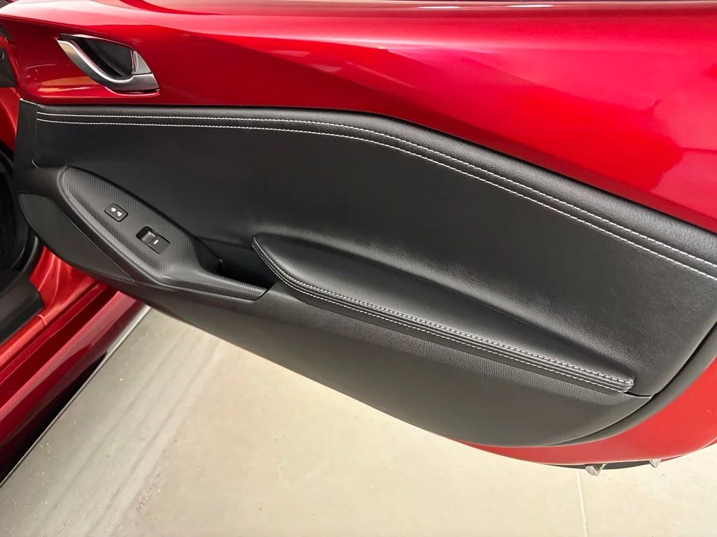 Used 2025 Red Mazda Club image 36