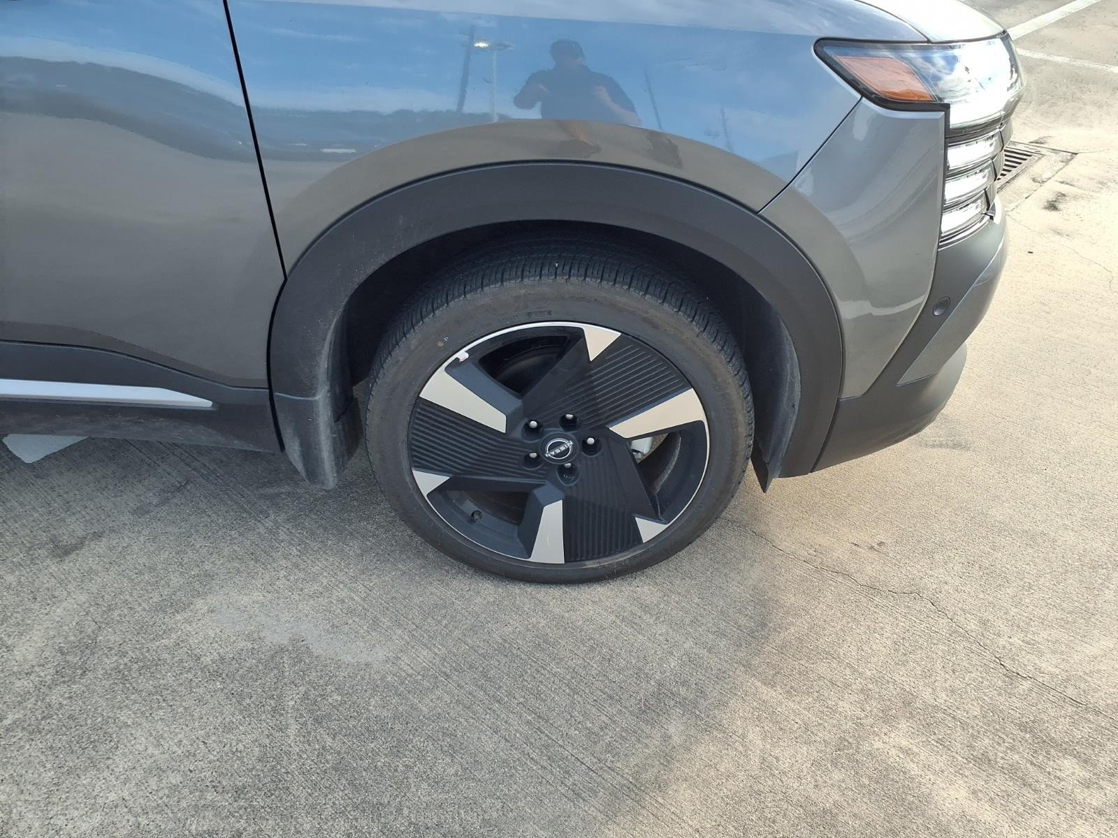 2026 Nissan Kicks photo 7 of 26