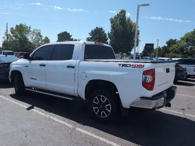 Used 2016 White Toyota SR5 image 6