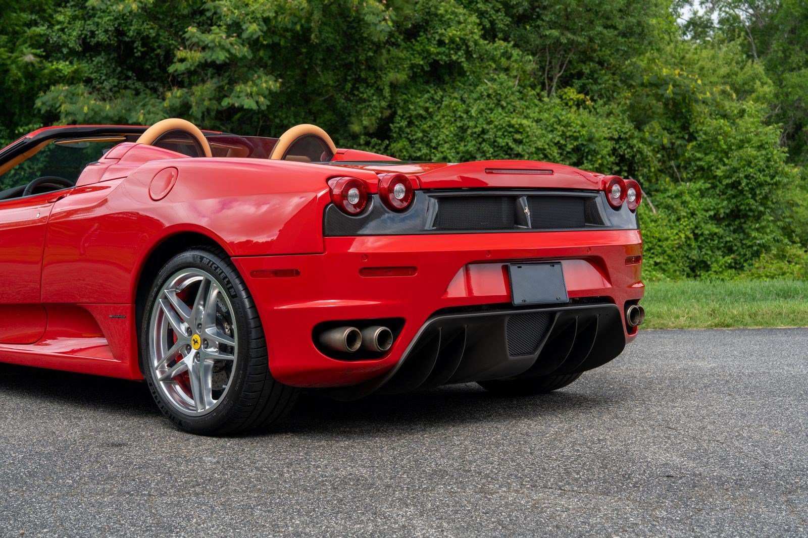 Used 2008 Red Ferrari Spider image 22