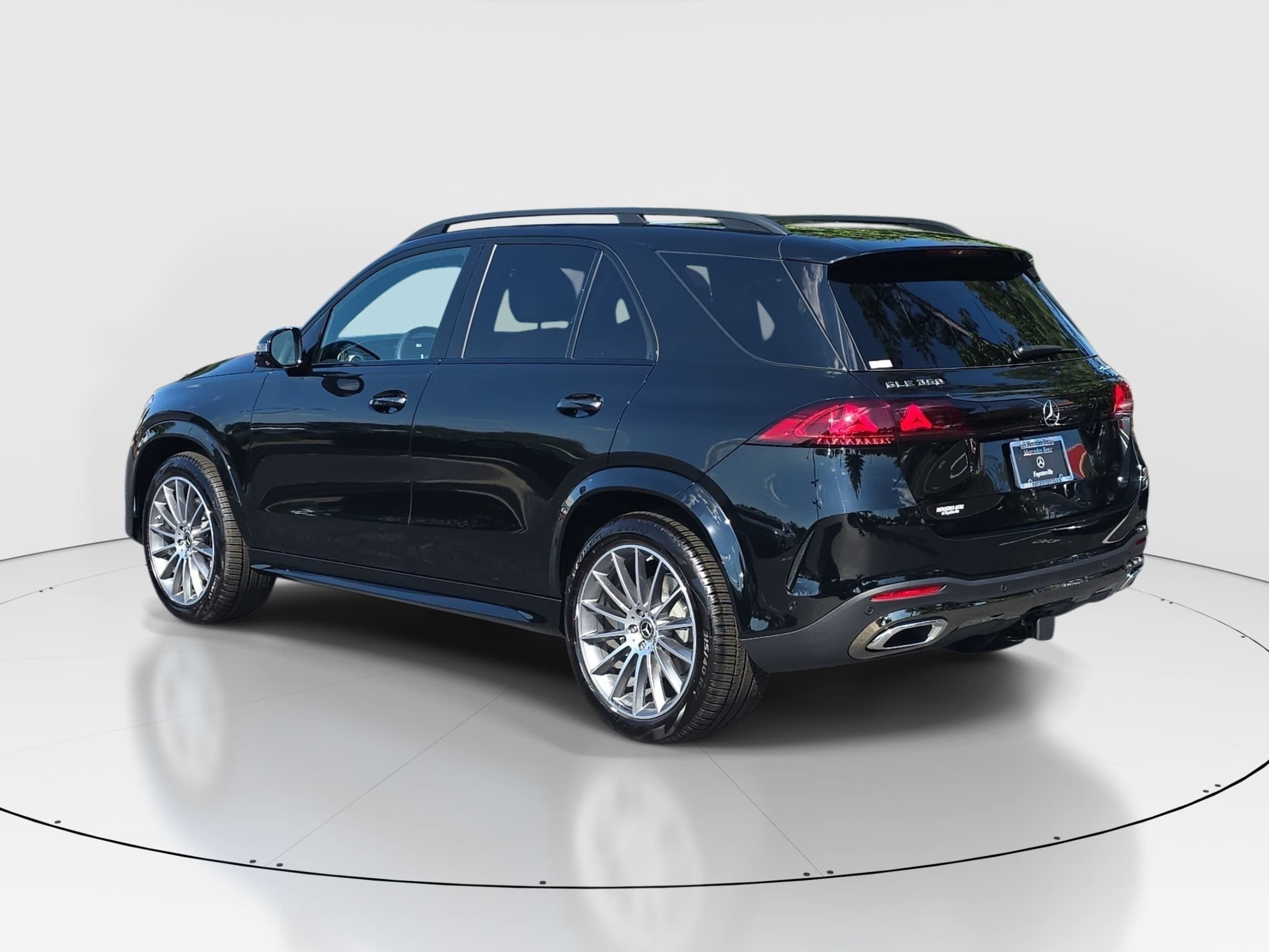 New 2027 Black Mercedes-Benz GLE350 image 7