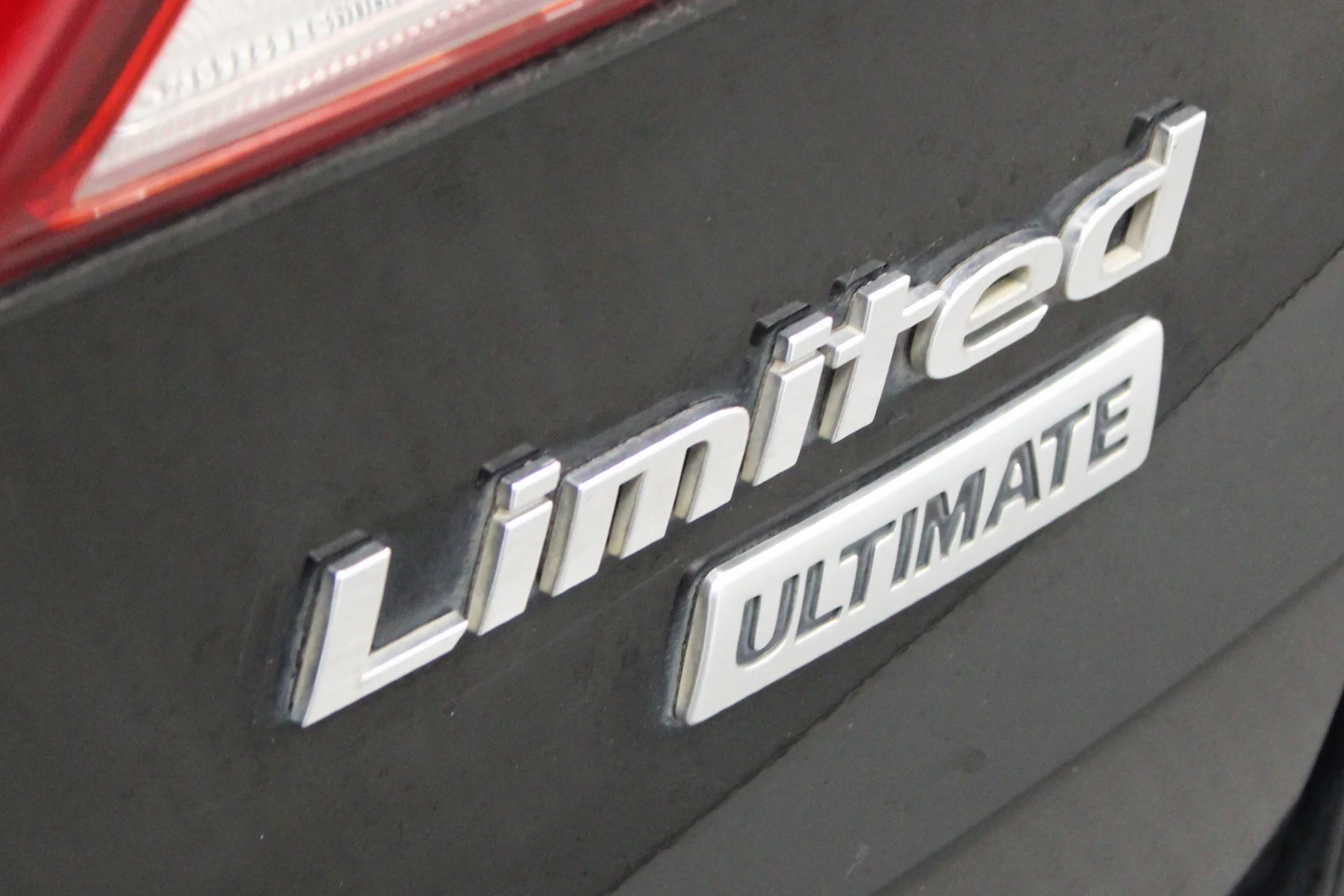 Used 2018 Becketts Black Hyundai Limited Ultimate 3.3L Auto image 26