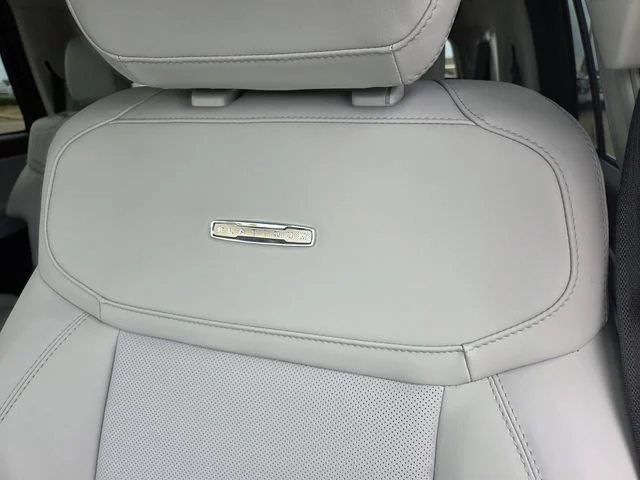 New 2026 Star White Metallic Tri-Coat Ford MAX Platinum® image 36
