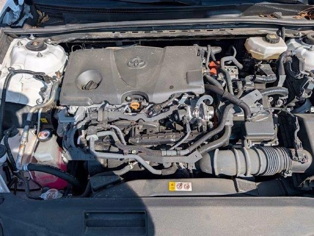 Used 2025  Toyota LE image 22