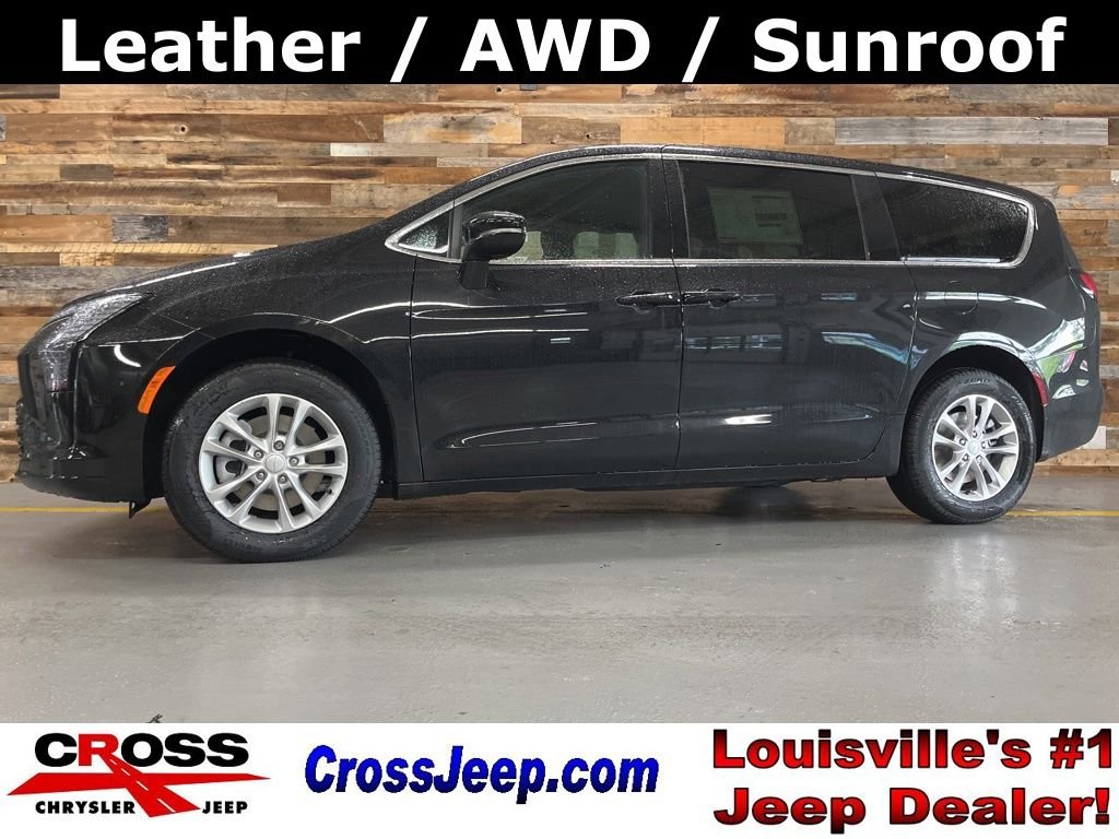 2027 Chrysler Pacifica Select AWD's photo