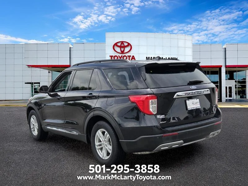 Used 2024 Black Metallic FORD XLT RWD image 3