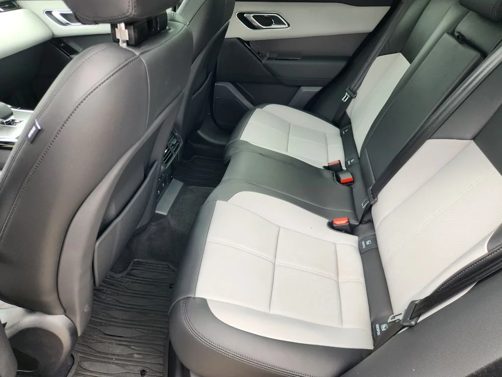 Used 2026 Fuji White Land Rover S image 11
