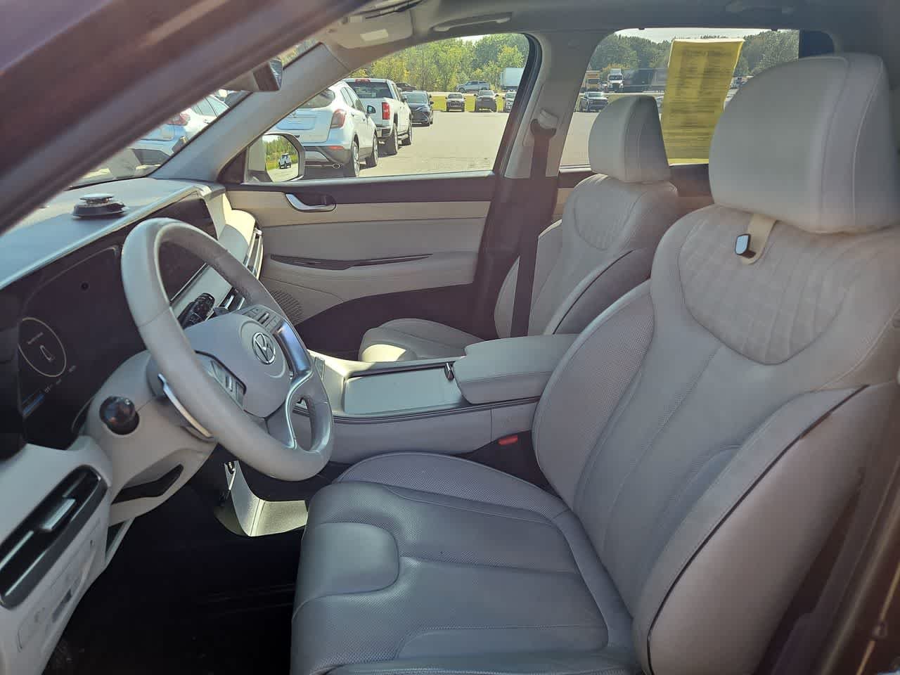 Used 2023 Burgundy Hyundai Limited image 13