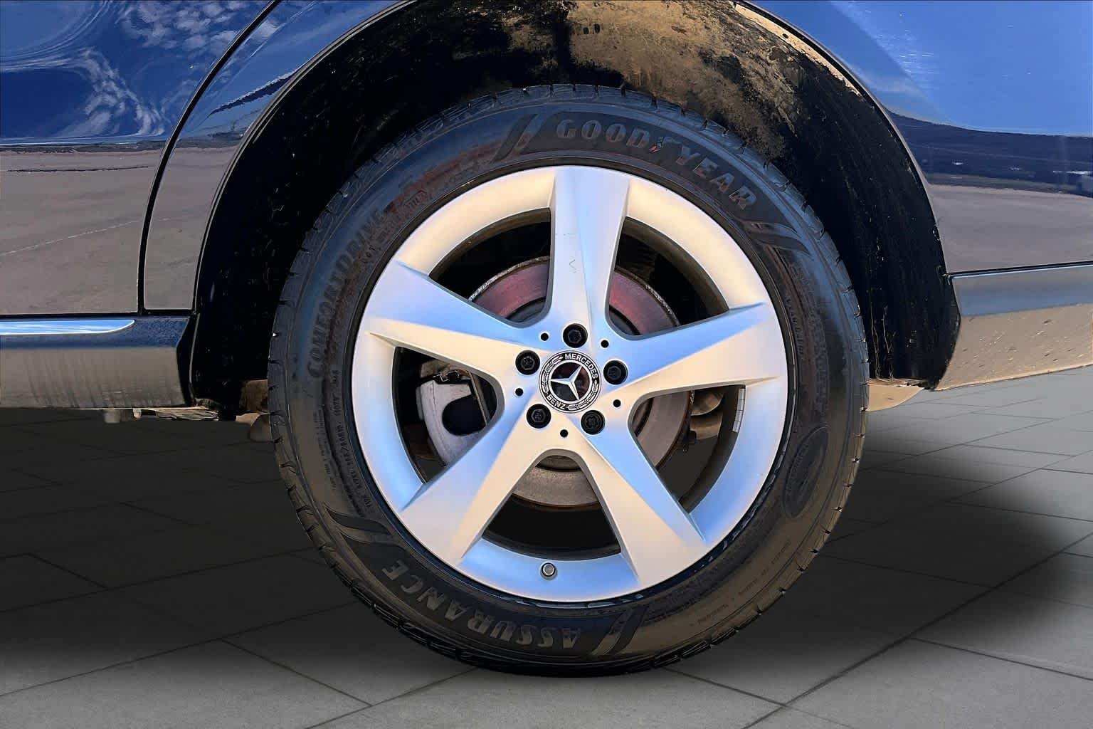 Used 2017 Lunar Blue Metallic Mercedes-Benz GLE 350 image 11