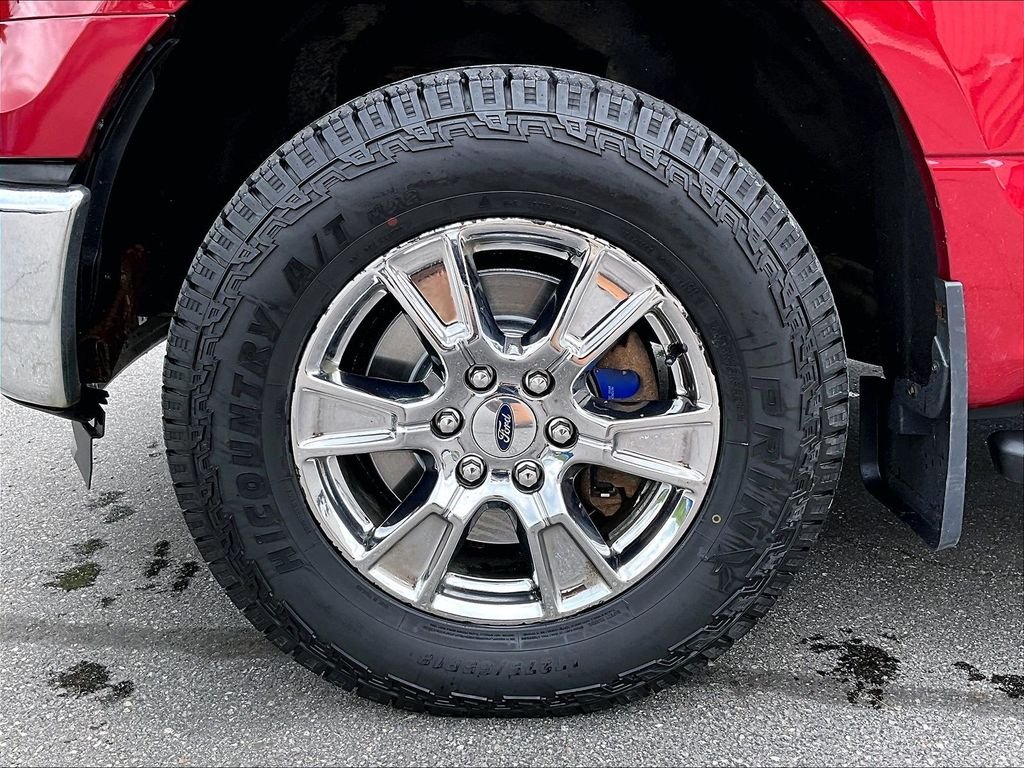 Used 2016 Ruby Red Metallic Tinted Clearcoat Ford XLT image 7