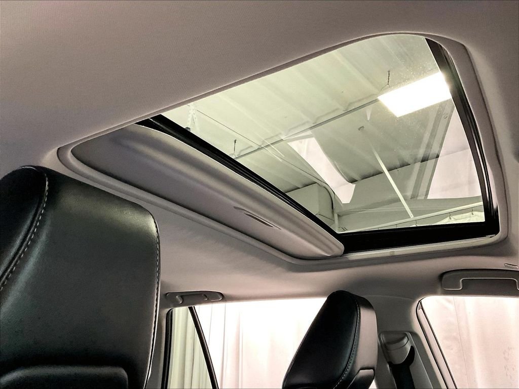 Used 2024 Silver Toyota XLE Premium image 23