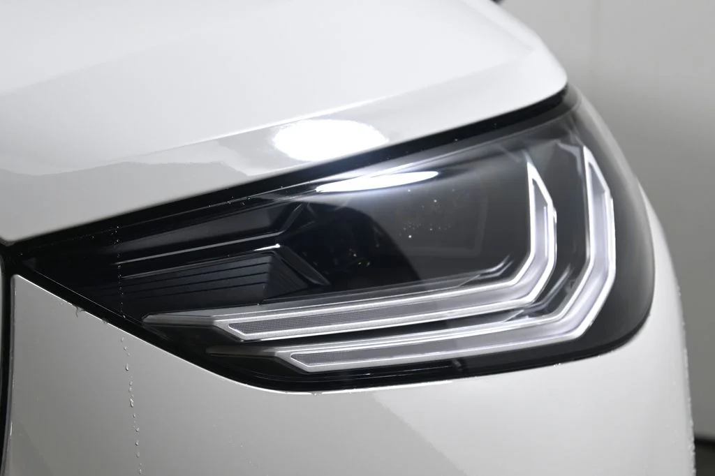 New 2026 White BMW 30 xDrive image 11