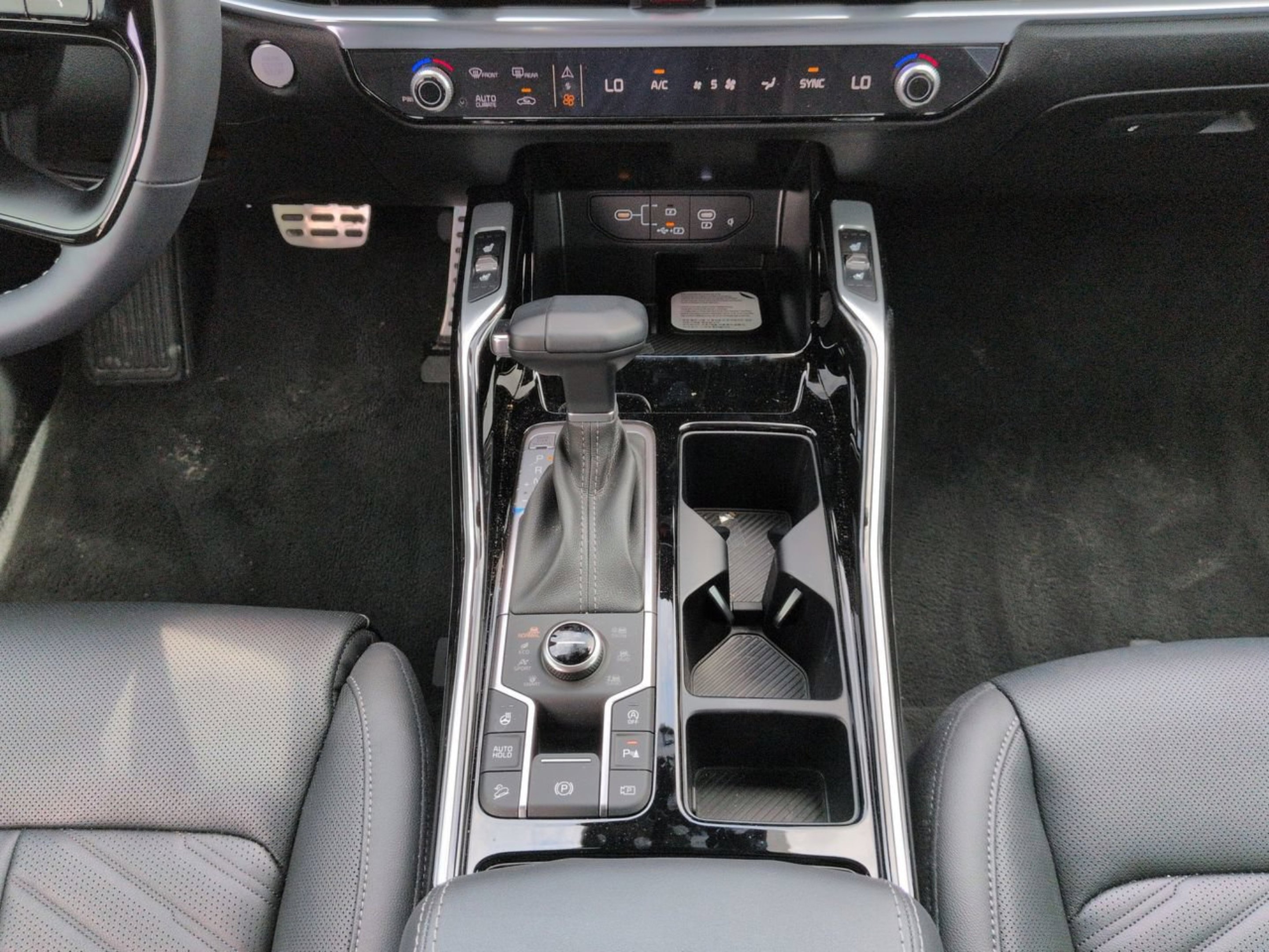 New 2026 Jungle Green Kia X-Line SX Prestige AWD image 18