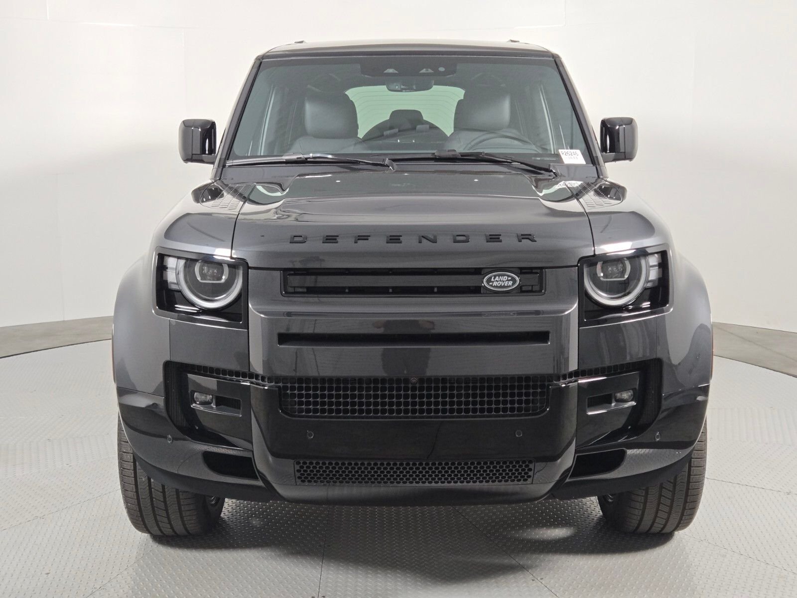 New 2026 Carpathian Grey Land Rover X-Dynamic SE image 8