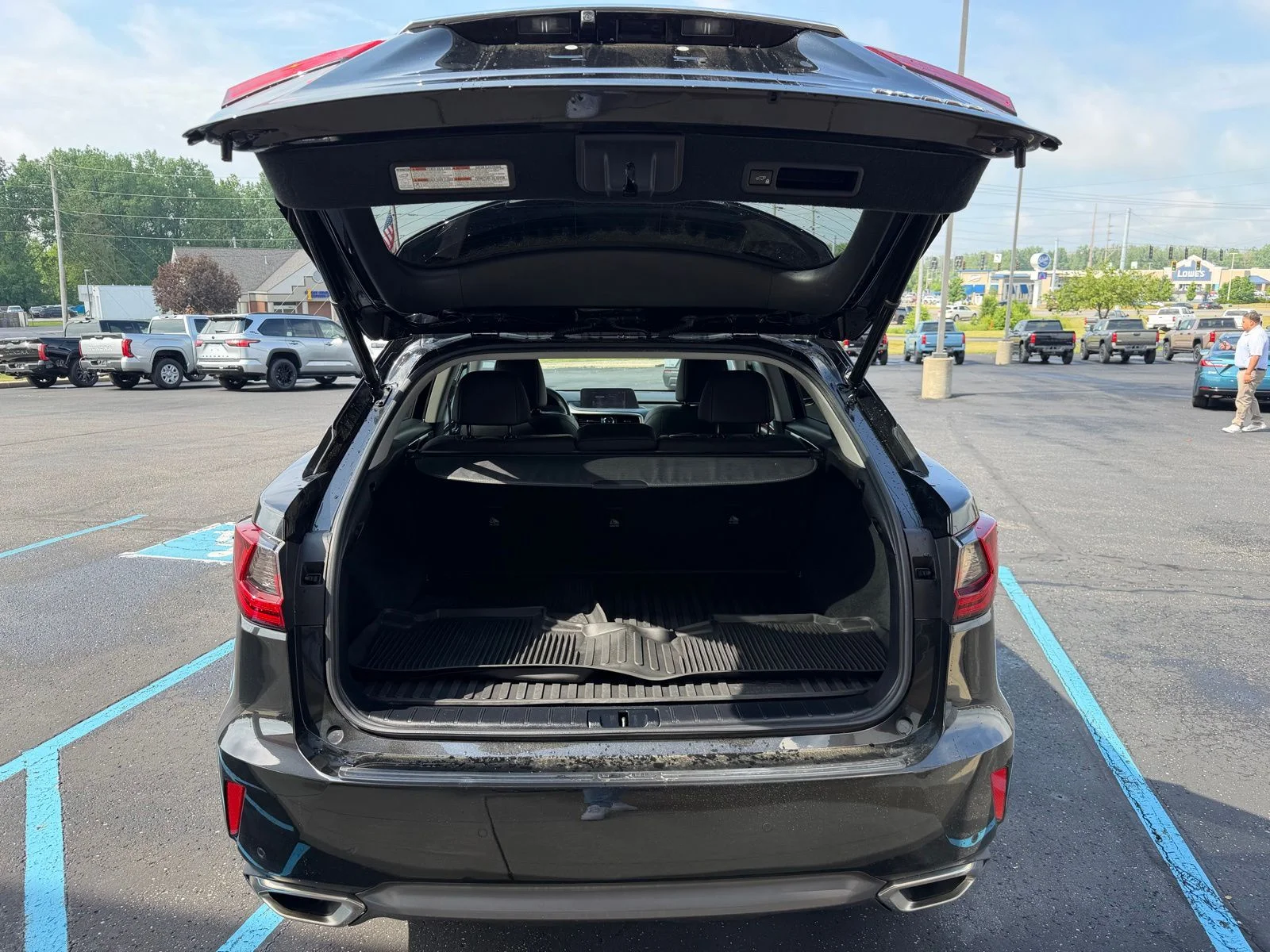 Used 2018  Lexus 350 image 20