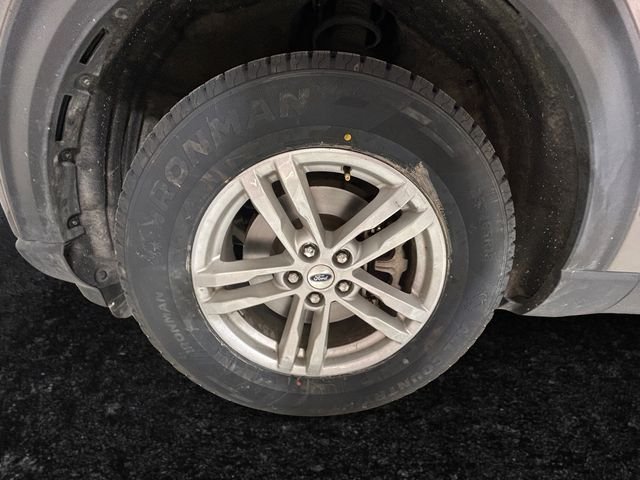 Used 2021 Gray Ford XLT image 27