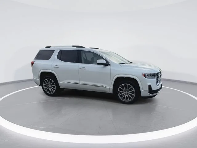 Used 2023 White GMC Denali image 2