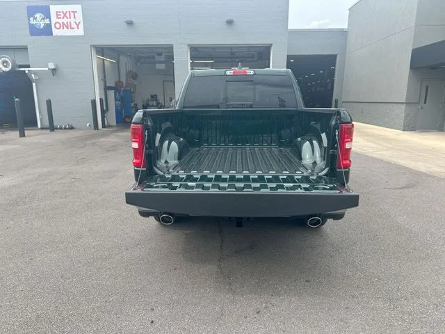 New 2026 Serrano-Green Metallic Exterior Paint RAM Laramie image 25