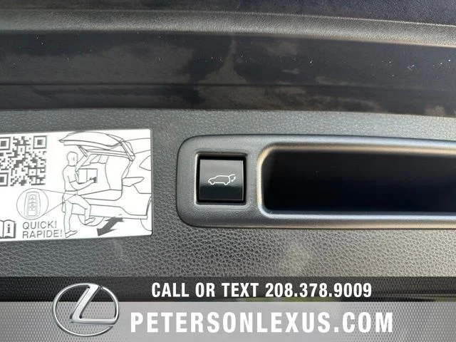 Used 2024  Toyota Platinum image 23