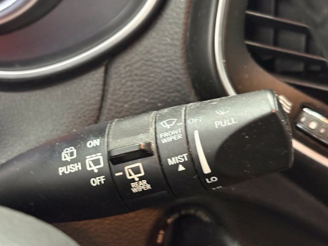 Used 2019 Black Jeep Latitude image 24
