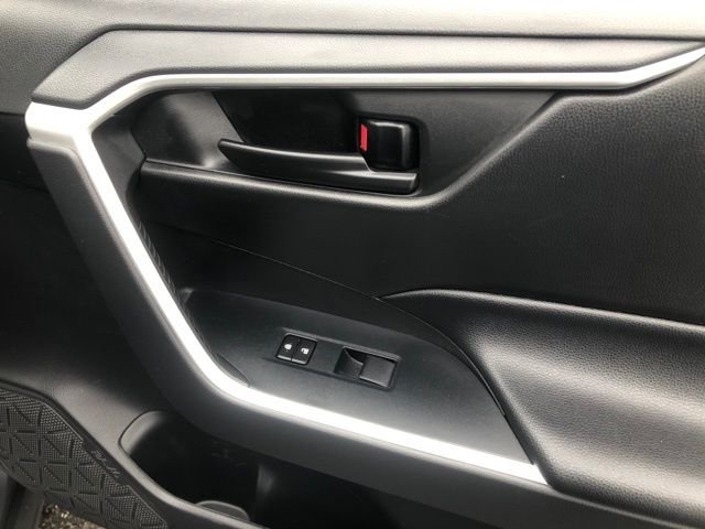 Used 2022 Gray Toyota LE image 15