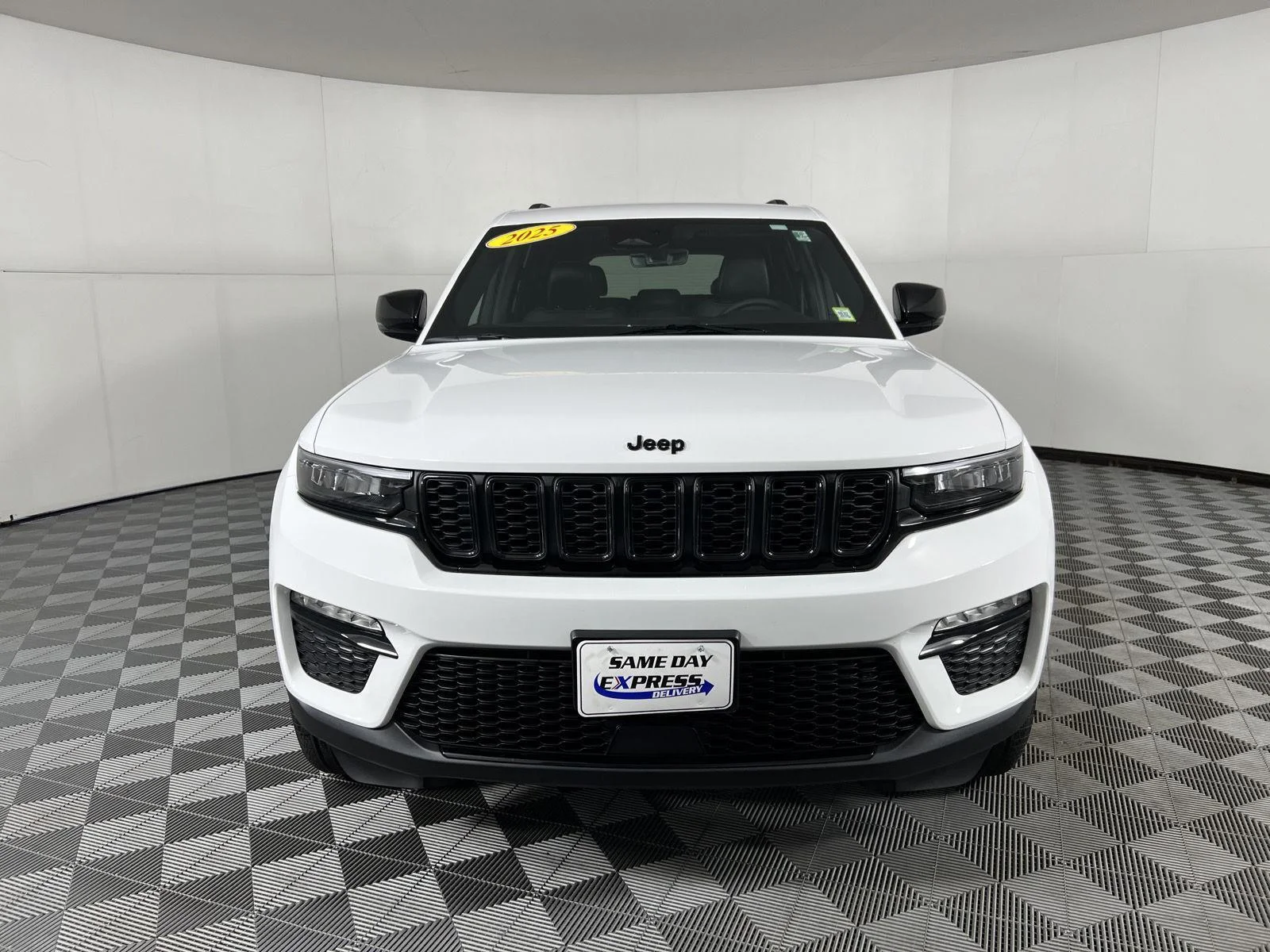 Used 2025 Bright White Clearcoat Jeep Limited image 3