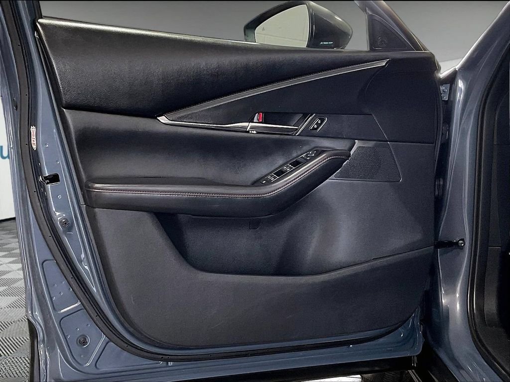 Used 2025 Gray Mazda 2.5 S Carbon Edition image 9
