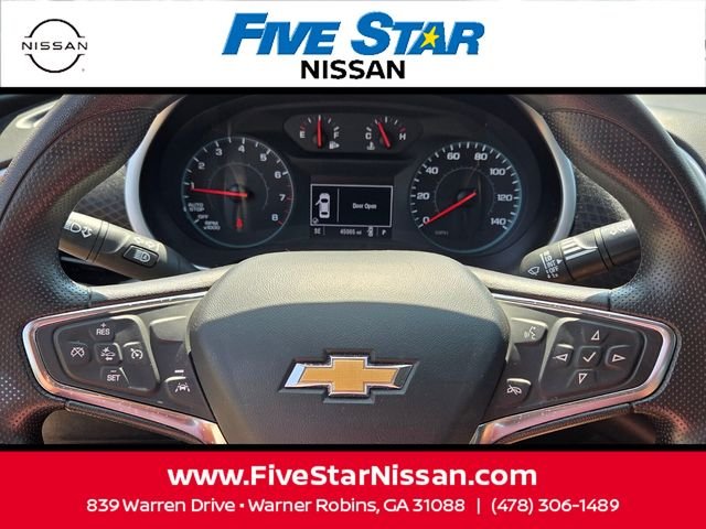Used 2023 Gray Chevrolet LT image 25