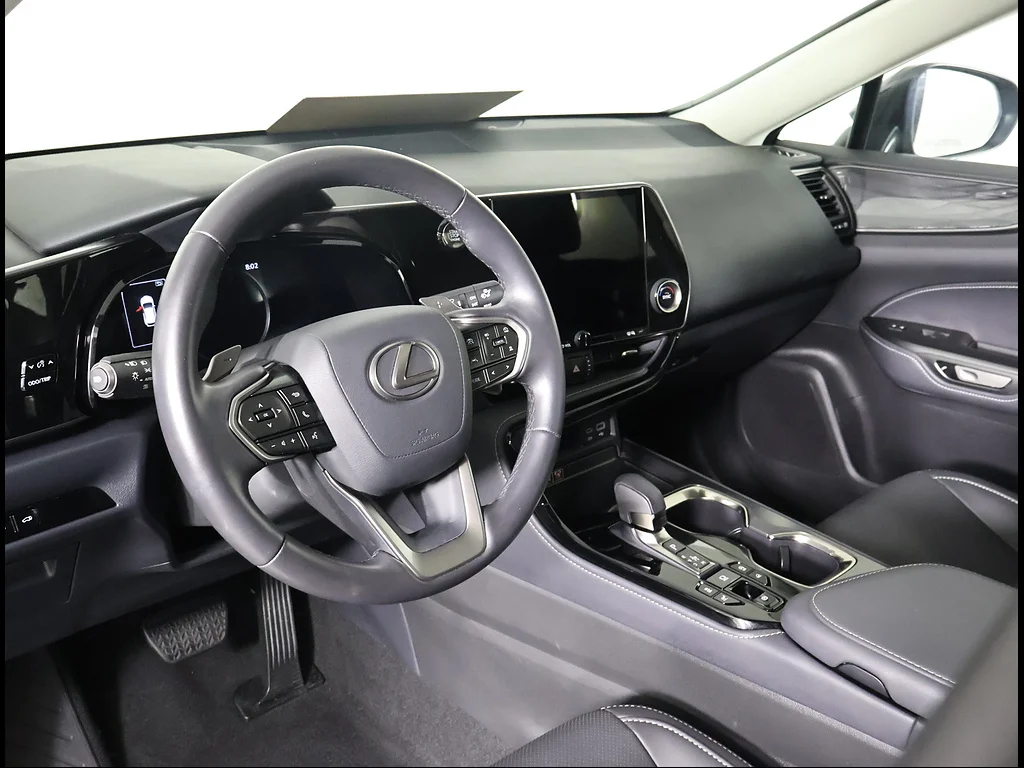 Certified Used 2025 CAVIAR Lexus Premium image 6