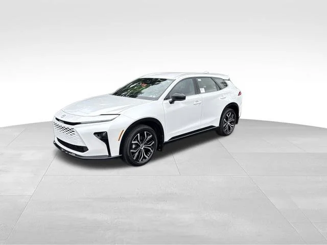New 2026 Oxygen White Toyota XLE image 1