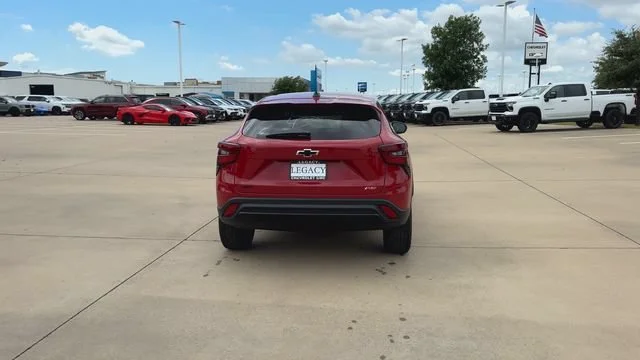 2026 Chevrolet Trax RS - Photo 8