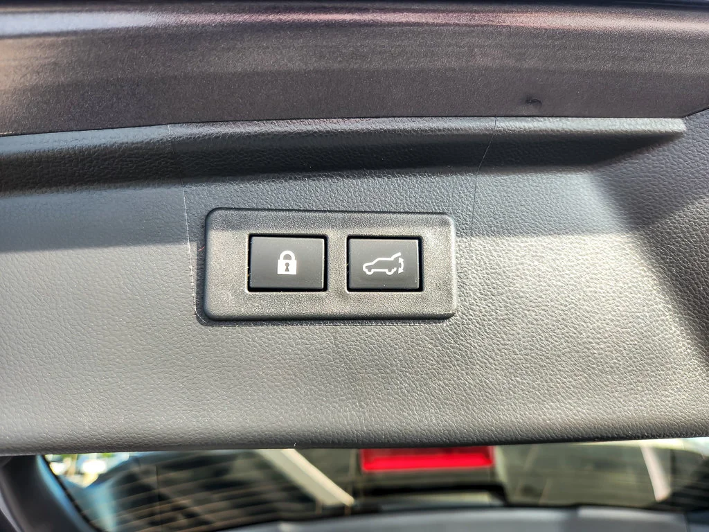 Used 2024 Gray Subaru Onyx Edition image 19
