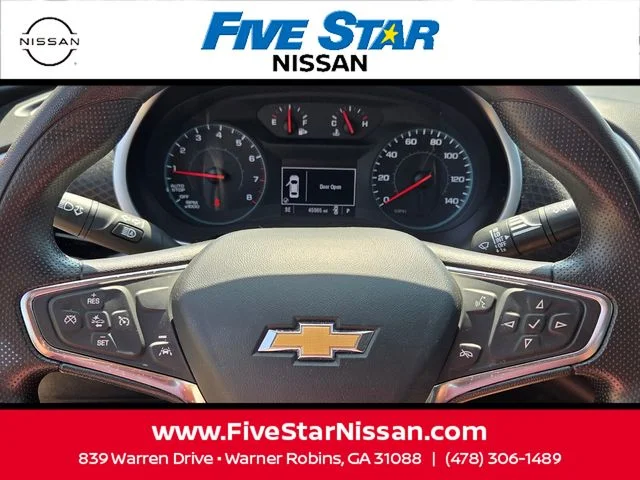 Used 2023 Gray Chevrolet LT image 25