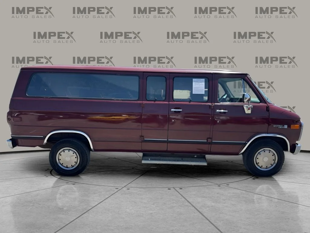 Used 1992  GMC Rally STX image 7