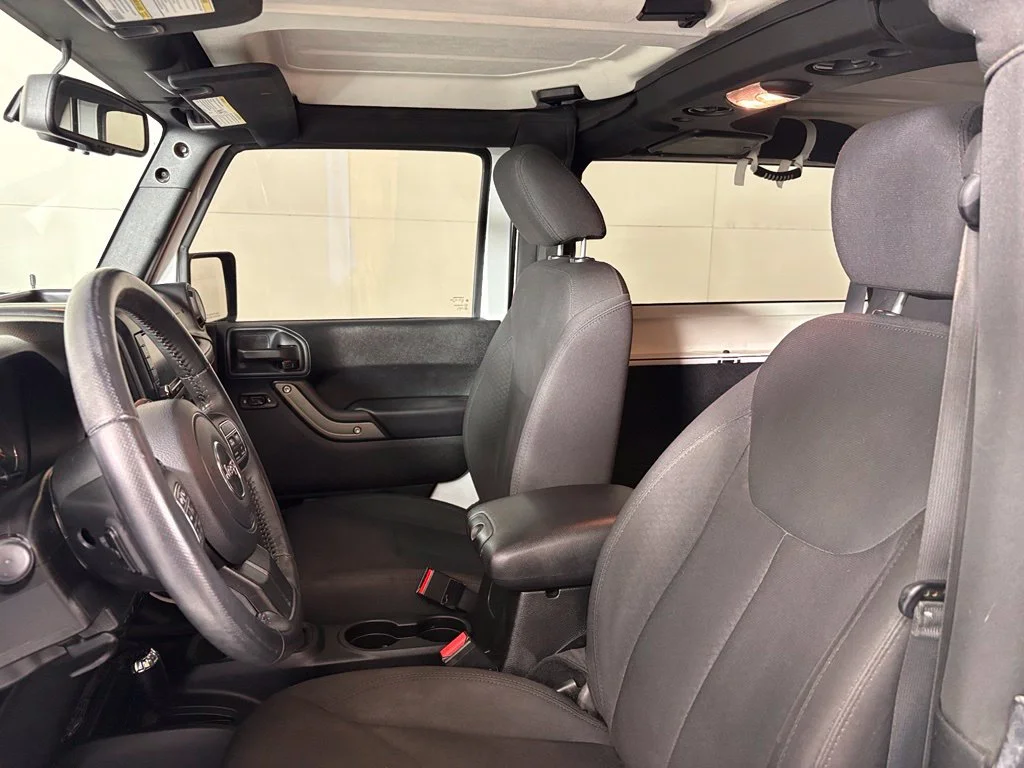 Used 2017 White Jeep Sport image 22