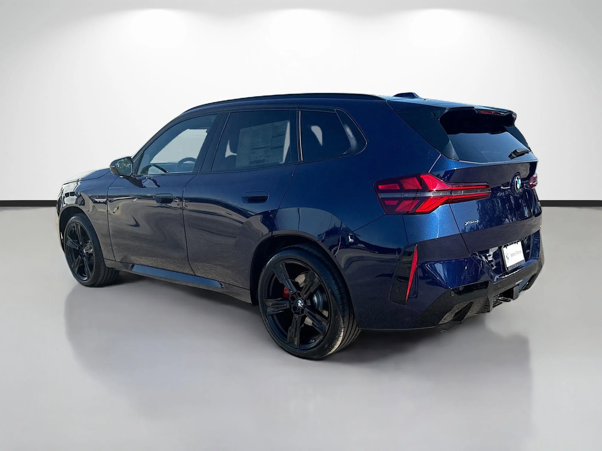 New 2026 Tanzanite Blue II Metallic BMW 30 xDrive image 5