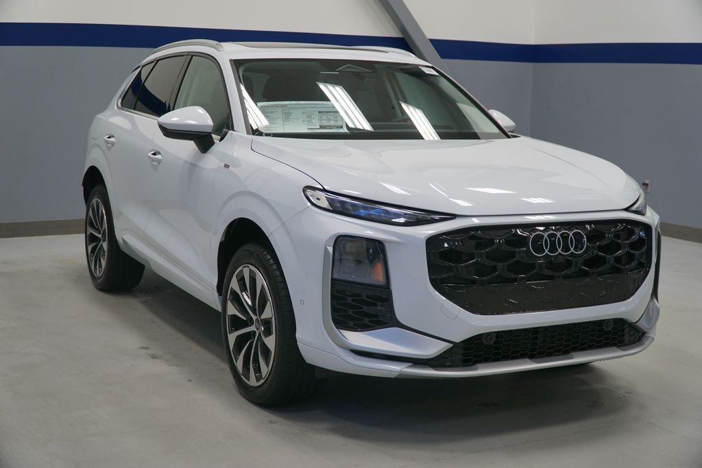 2026 Audi Q3 Base