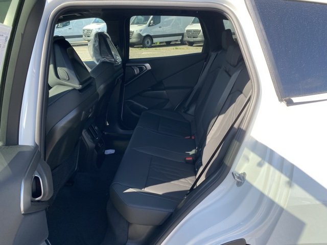 Certified Used 2026 Alpine White BMW 30 xDrive image 7