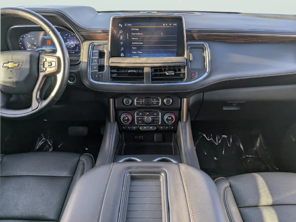 Used 2024 Black Chevrolet High Country image 16