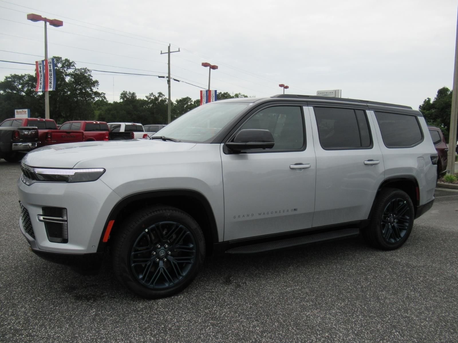 New 2026 Silver Zynith Jeep 85th Anniversary Edition image 4