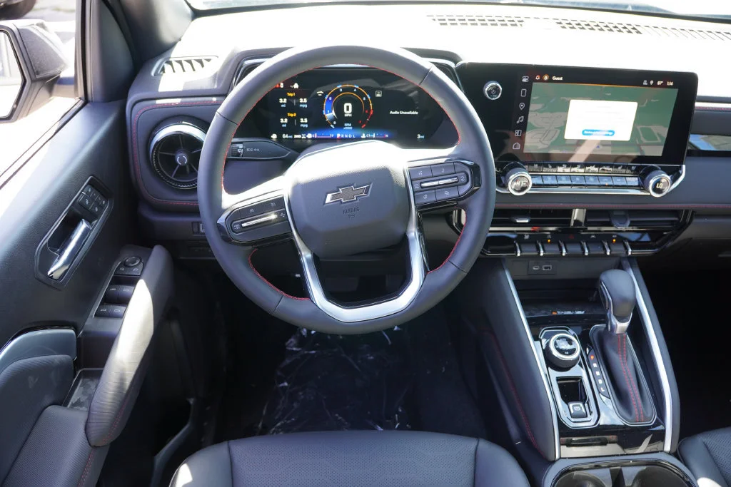 2026 Chevrolet Colorado Z71 - Photo 13