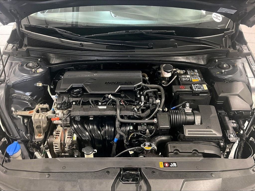 Used 2023 Gray Hyundai SEL image 29