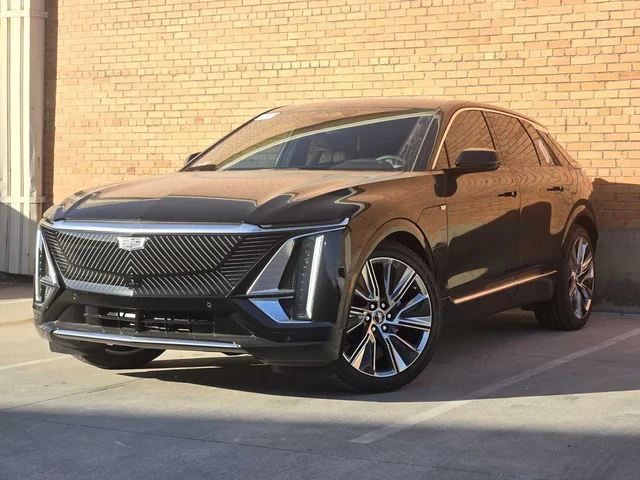 2027 Cadillac LYRIQ Signature Luxury